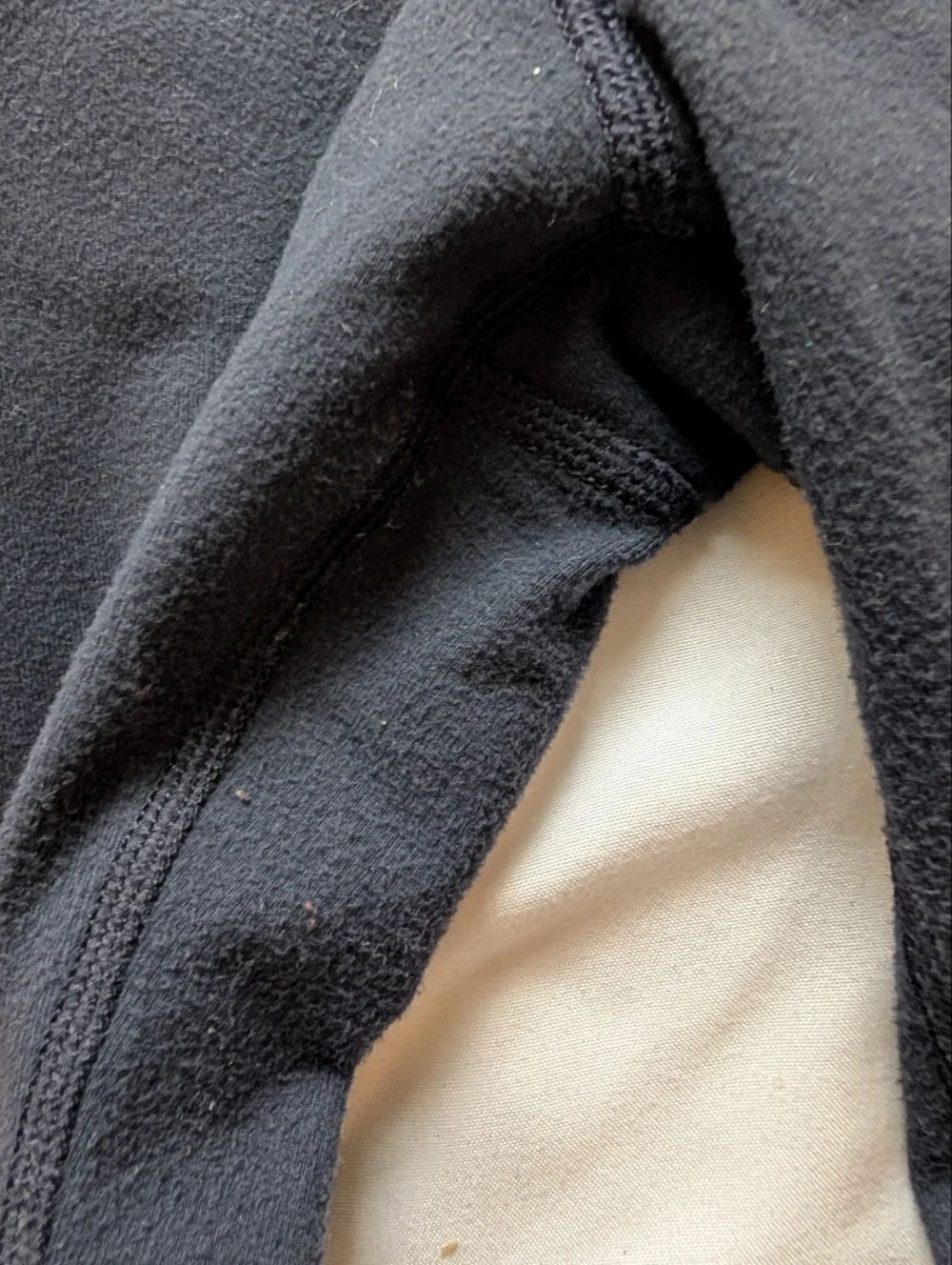 Lululemon Black Cropped Athletic Pants with Teal Waistband Size 12 Some Wear - Picture 4 of 12